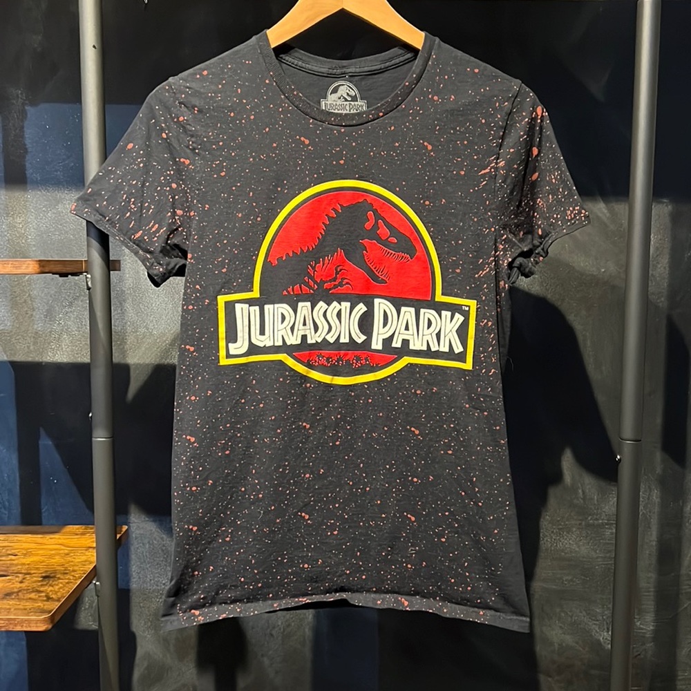 Jurassic Park T-shirt Sz Small excellent condition. Negotiable